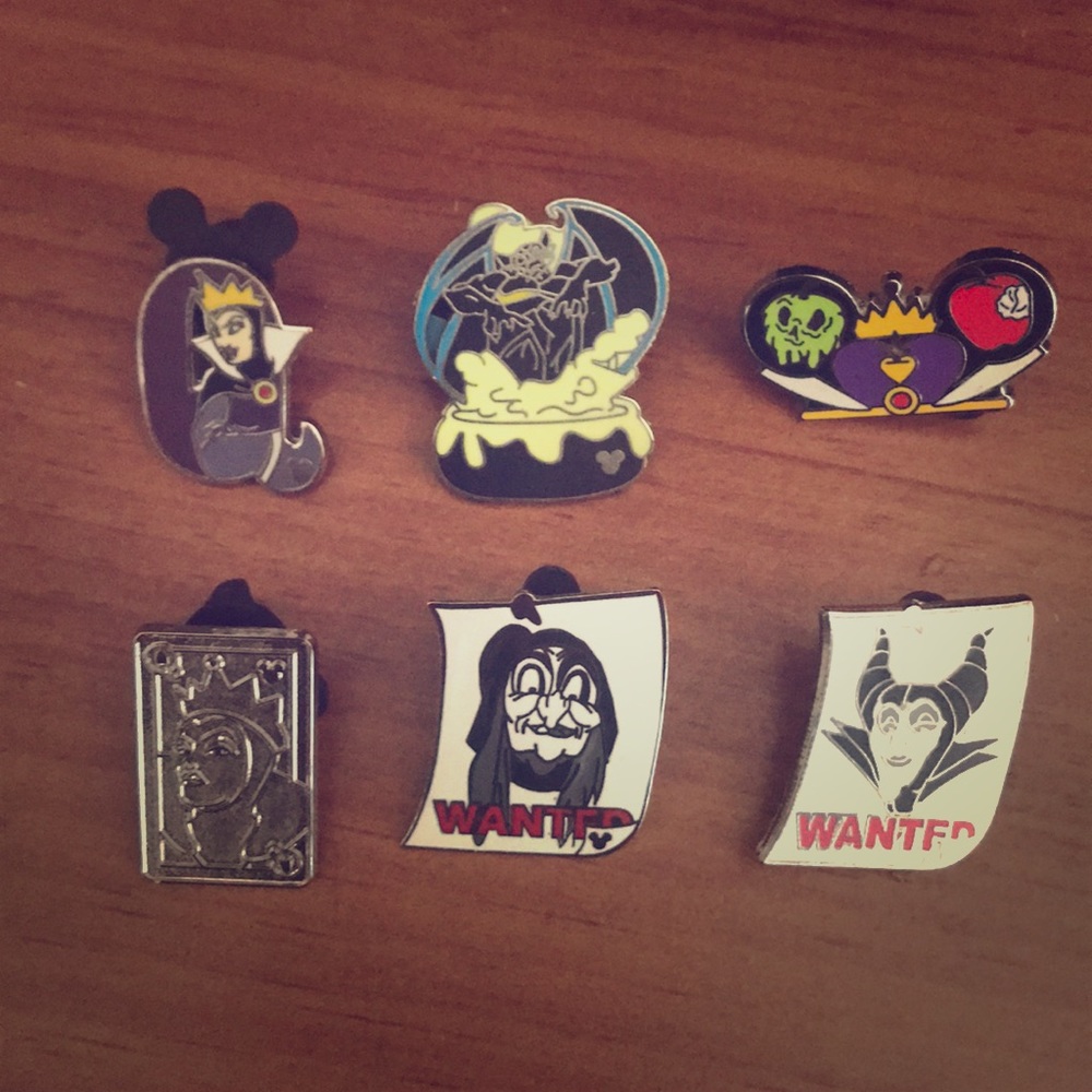 Disney Pin Set (6) Villains